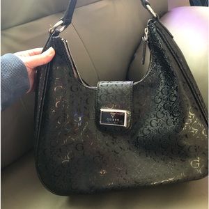 Guess Shoulder Bag